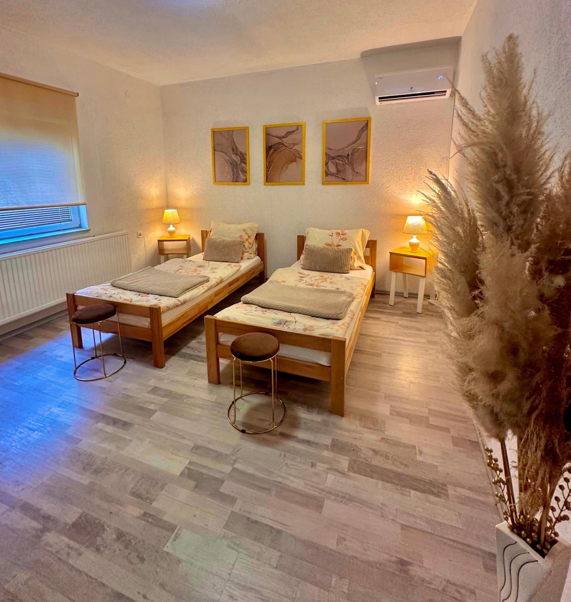 Apartment Rea Ilidza 2 Sarajevo Bagian luar foto